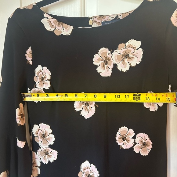 Tommy Hilfiger Black Floral Jersey Bell Sleeve Dress Size 6 - Picture 6 of 9
